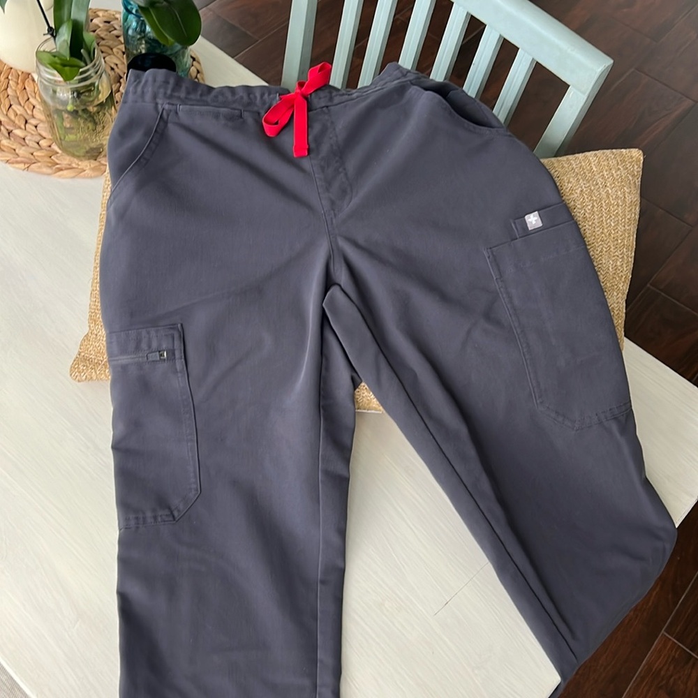 FIGS Yola Skinny scrub pants